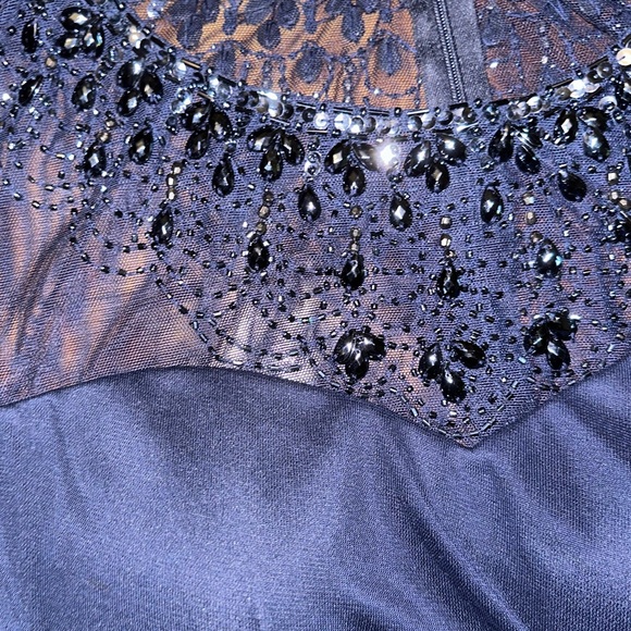 Alex evenings beaded formal gown - Picture 6 of 7